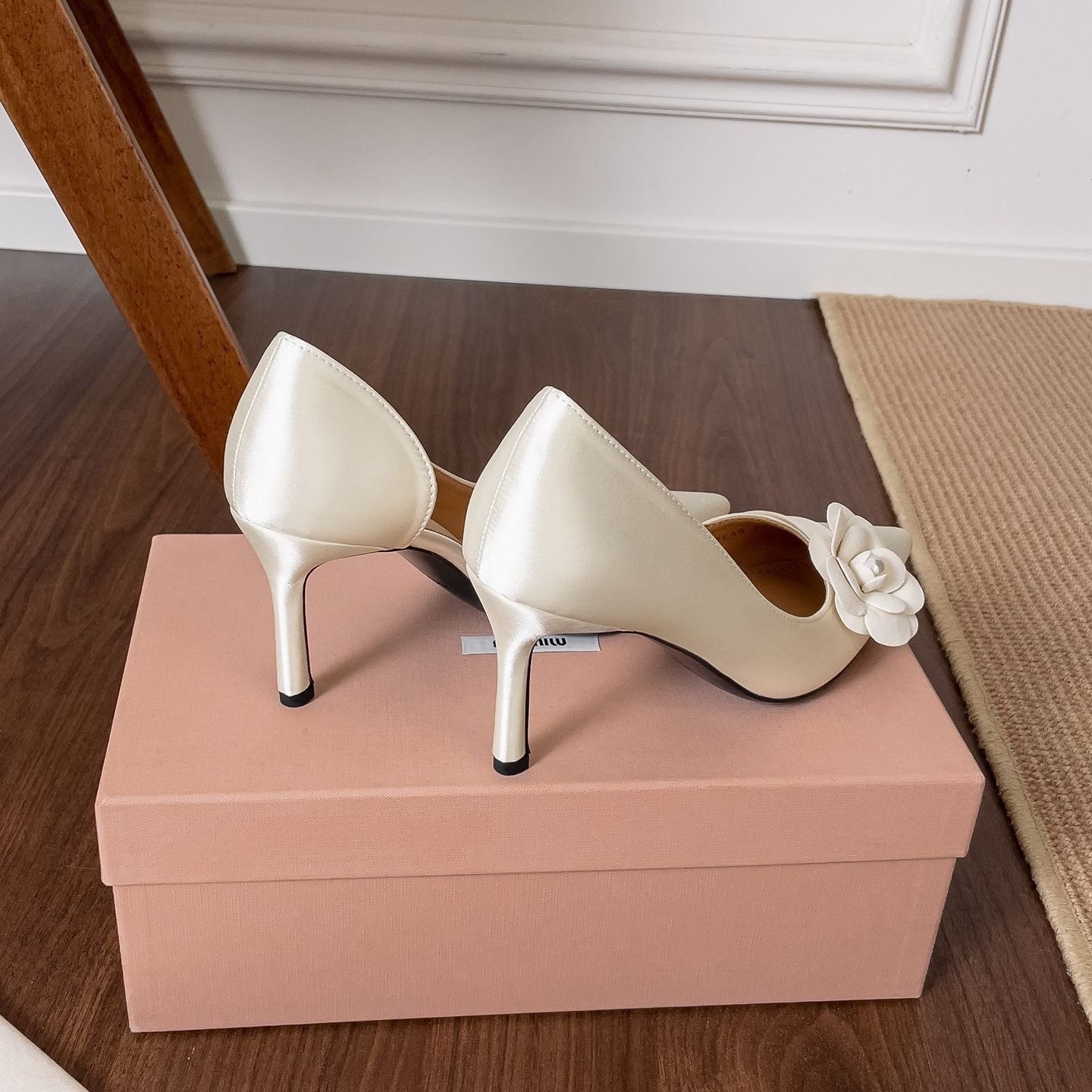 Satijnen spitse stiletto pumps - Women Formal Wear Heels recensie en prijs